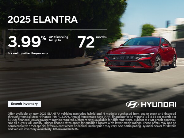 2025 Hyundai Elantra SEL Sport photo 2