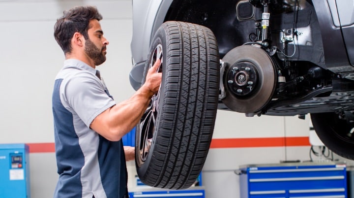 Professional Hyundai Tire Service thumbnail