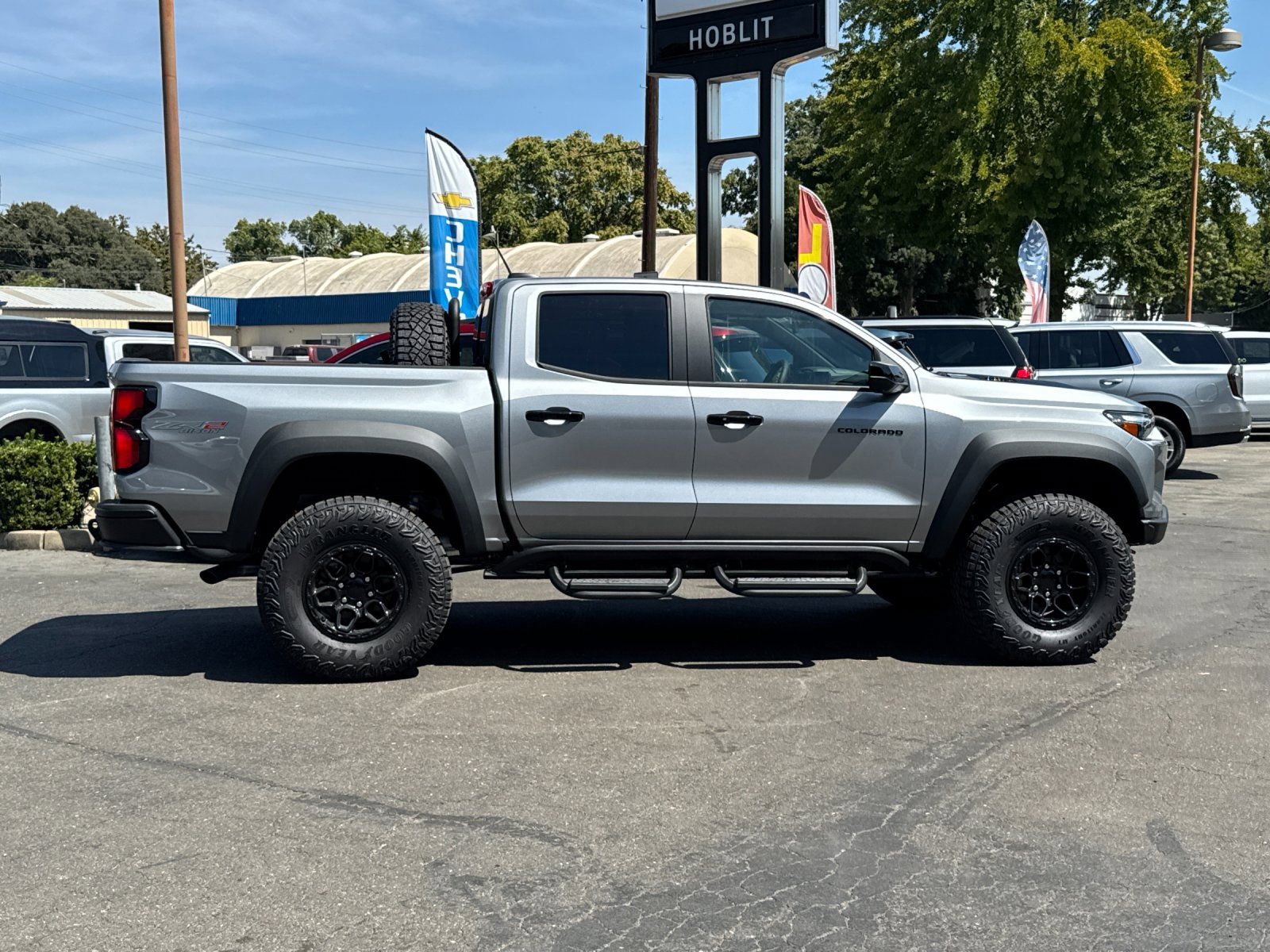 2026 Chevrolet Colorado ZR2 photo 2