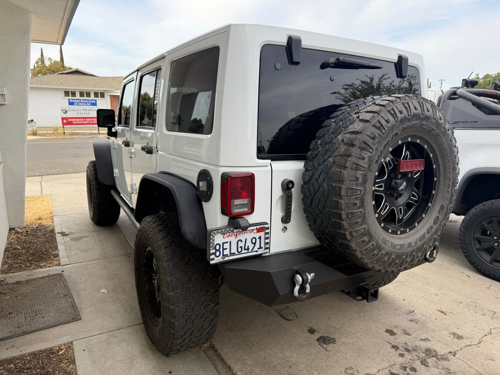 2015 Jeep Wrangler Unlimited Rubicon photo 3