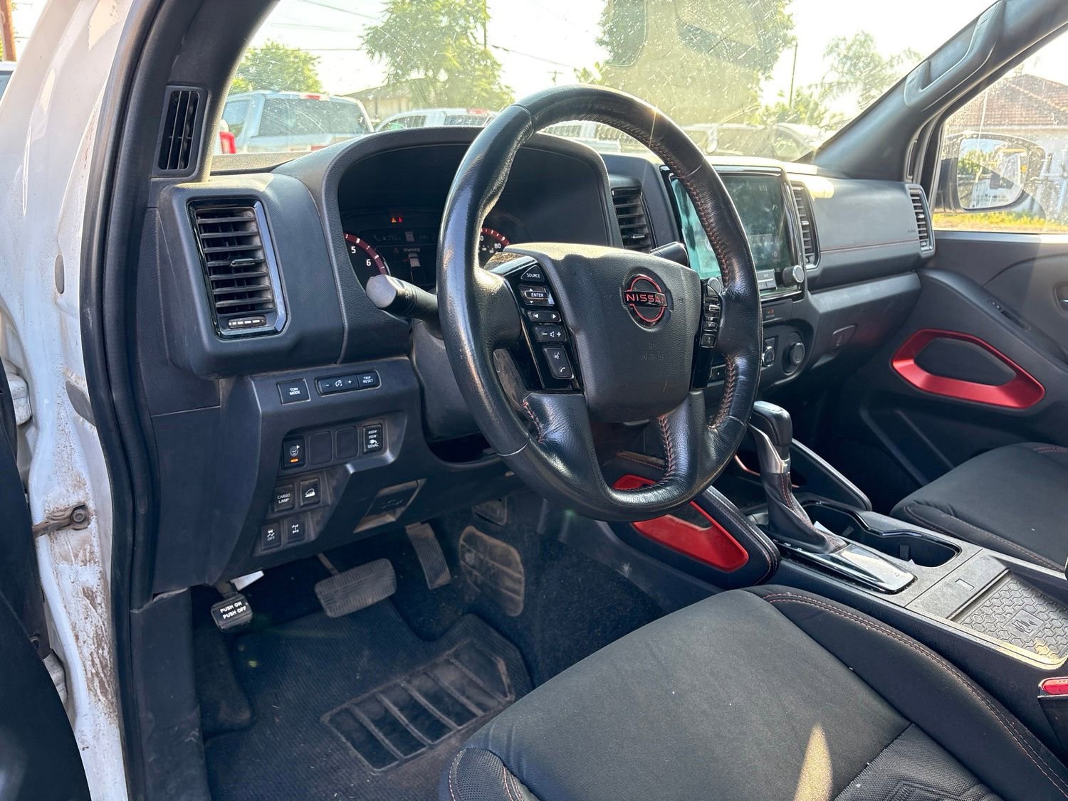 2024 Nissan Frontier PRO-4X photo 5
