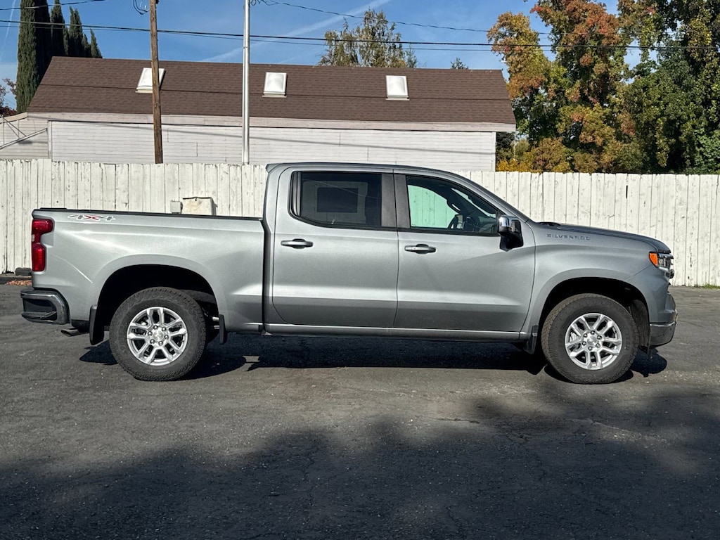 New 2026 Chevrolet Silverado 1500 LT Truck