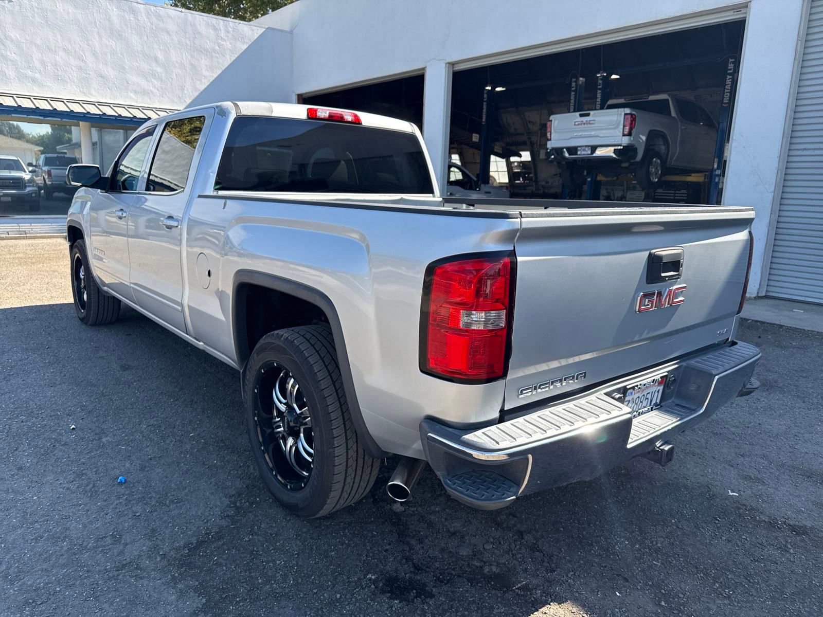 2014 Gmc Sierra 1500 SLE photo 4