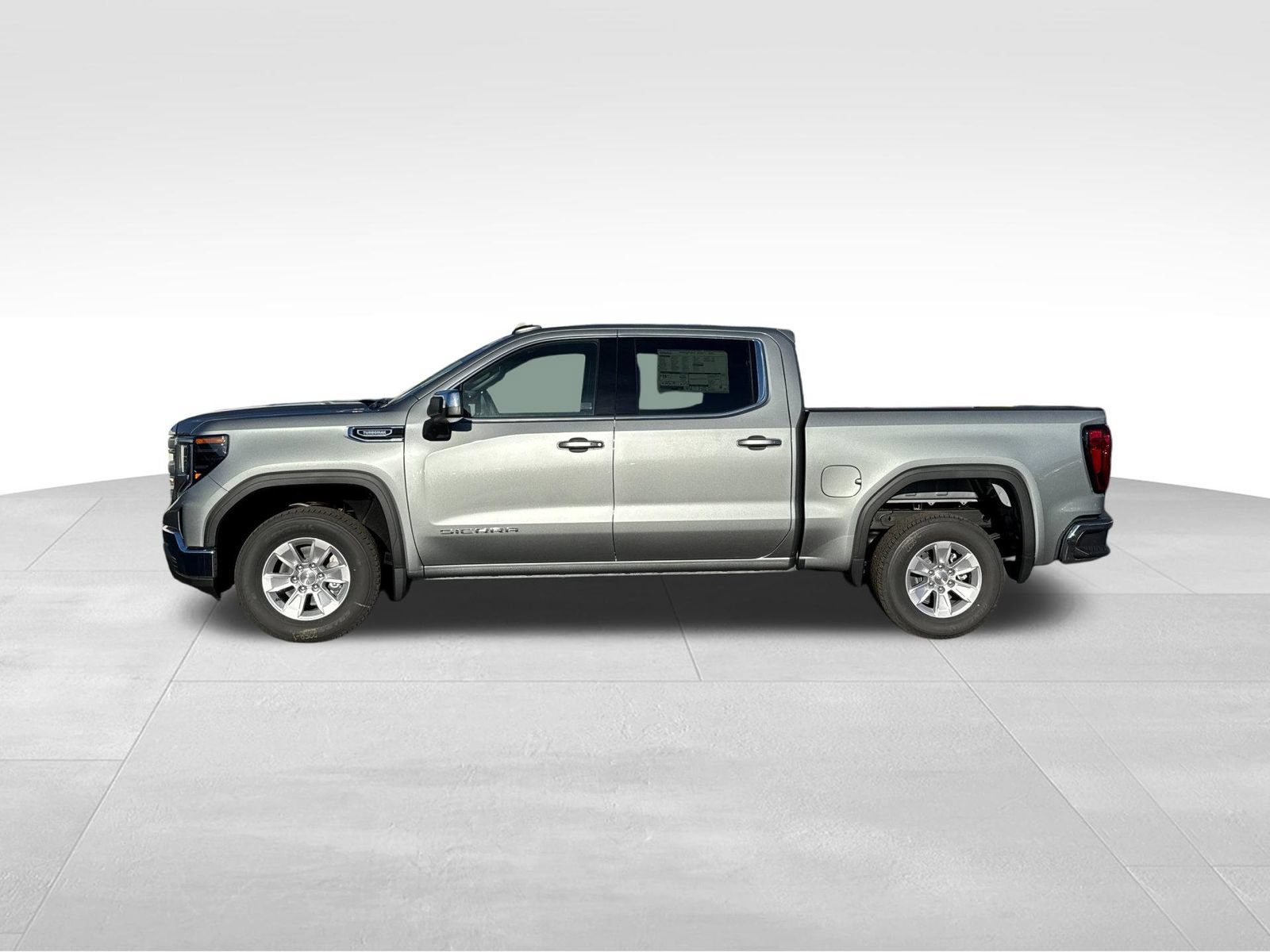 2026 GMC Sierra 1500 SLE - Photo 6