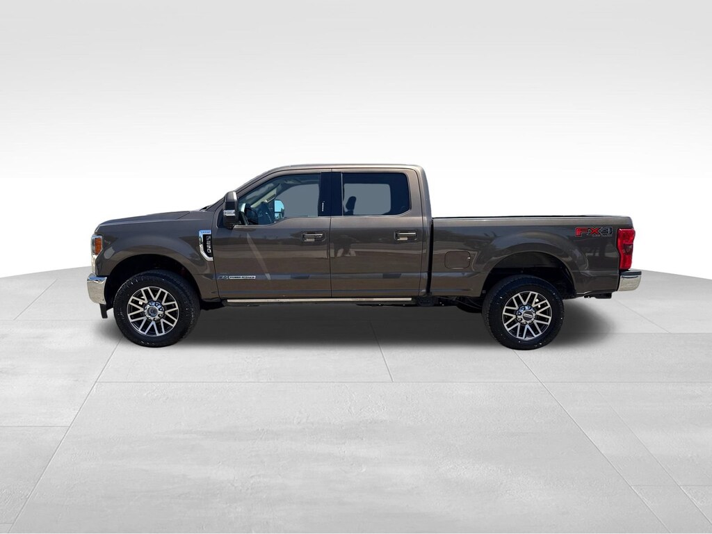 Used 2017 Ford F-250 Lariat Truck