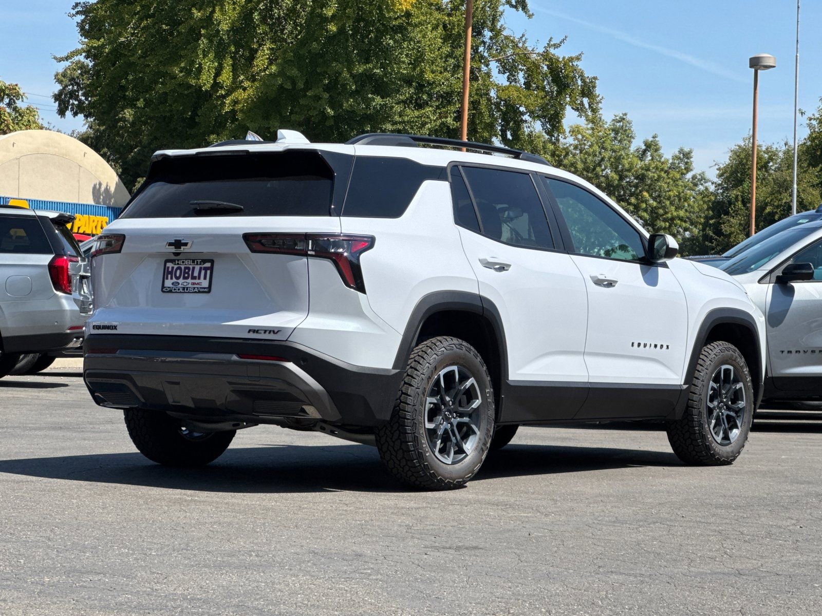 2026 Chevrolet Equinox ACTIV photo 2