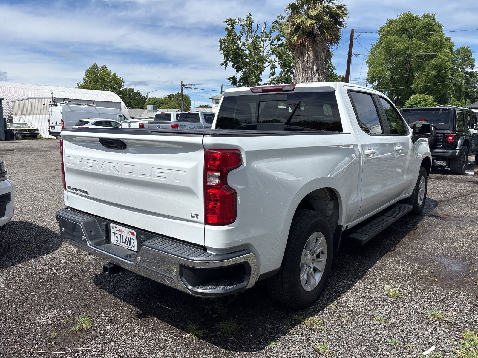 2024 Chevrolet Silverado 1500 LT photo 4