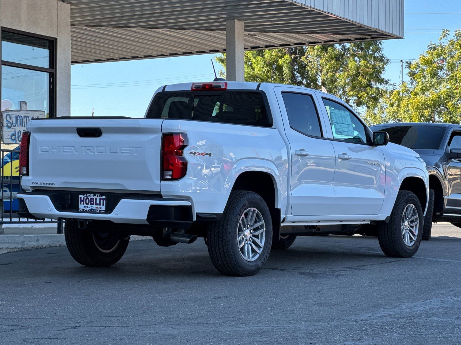 2026 Chevrolet Colorado LT photo 3