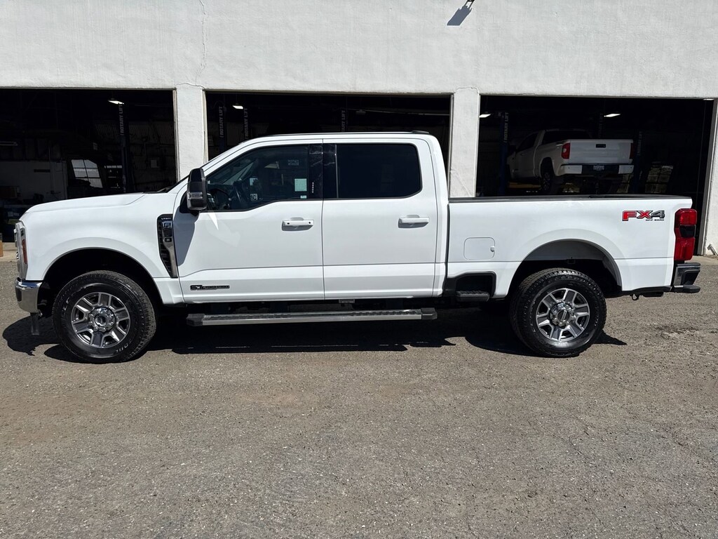 Used 2024 Ford F-250 Lariat Truck