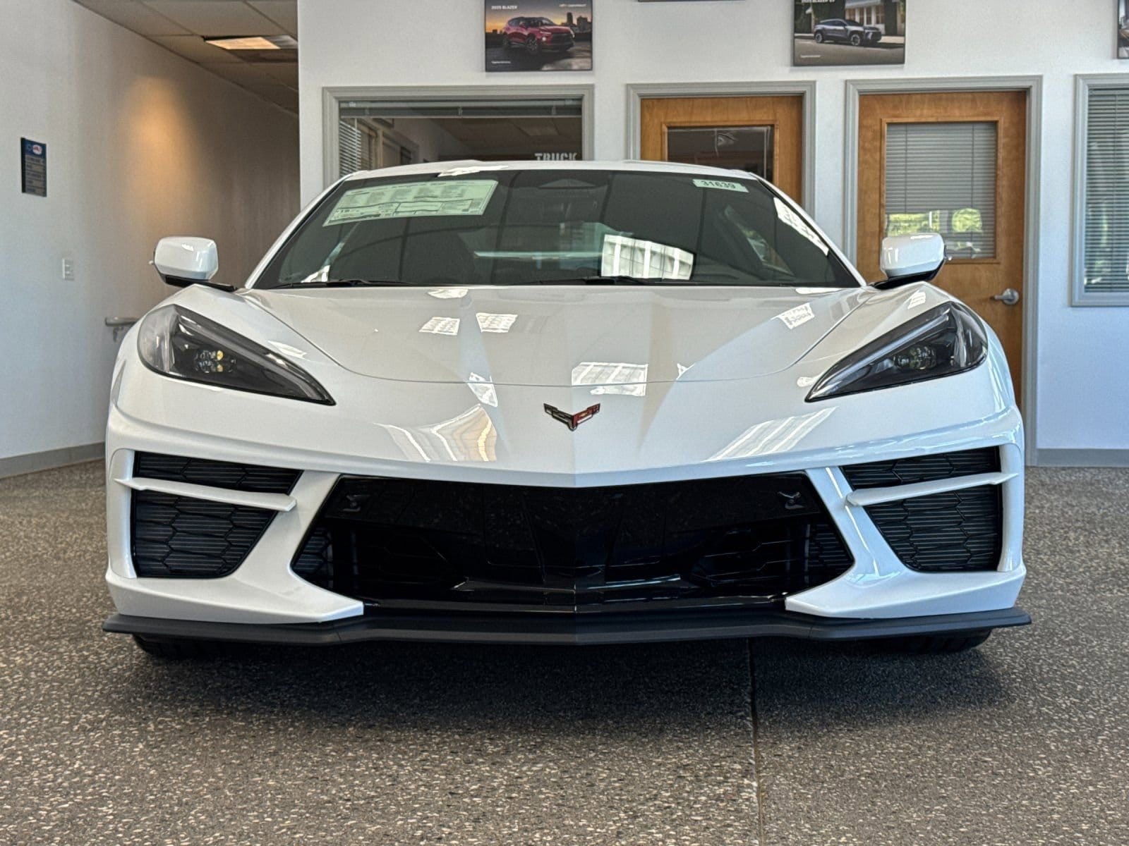 2025 Chevrolet Corvette 2LT - Photo 8