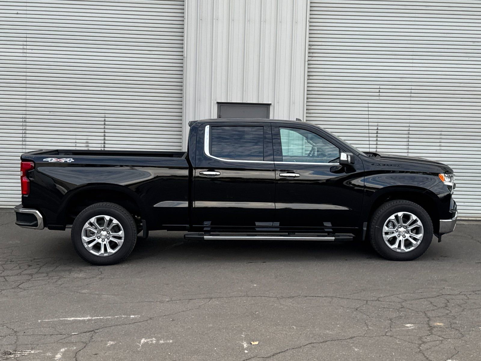 2026 Chevrolet Silverado 1500 LTZ photo 2