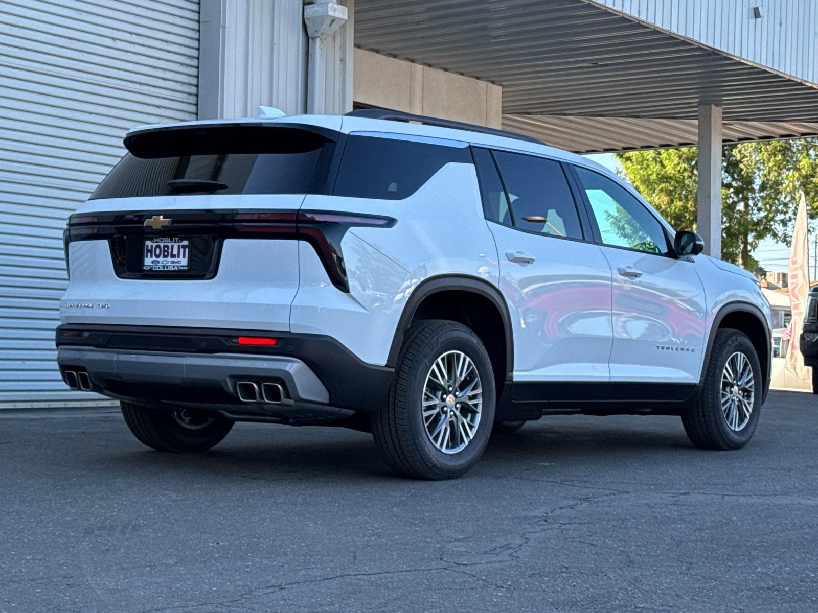 2026 Chevrolet Traverse photo 2