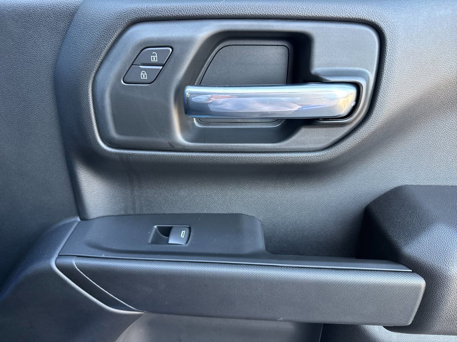2026 Chevrolet Silverado 1500 Custom - Photo 18