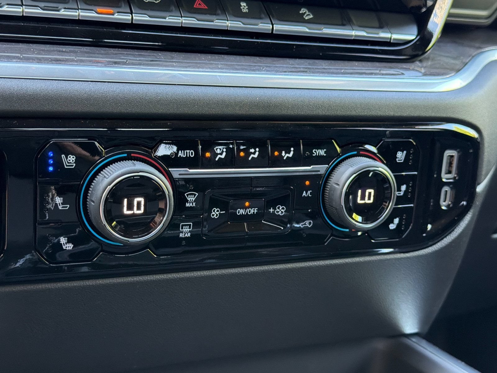 2026 Chevrolet Silverado 2500 HD LTZ - Photo 23