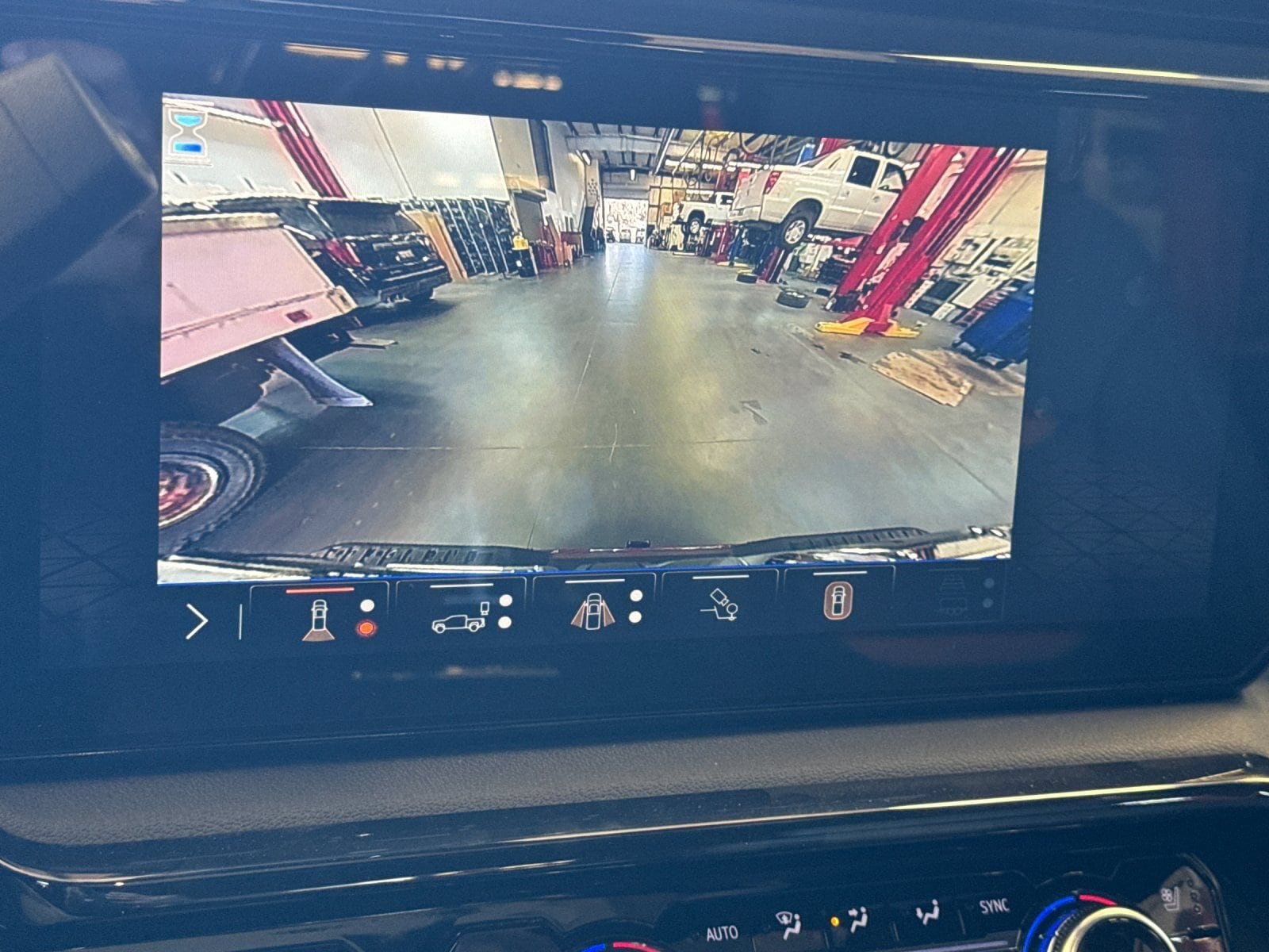 2026 GMC Sierra 2500HD AT4 - Photo 23