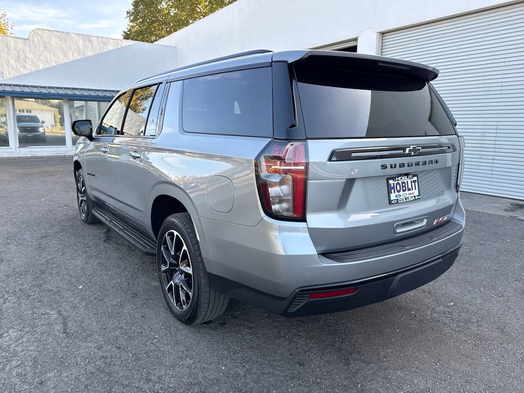 Used 2024 Chevrolet Suburban RST SUV