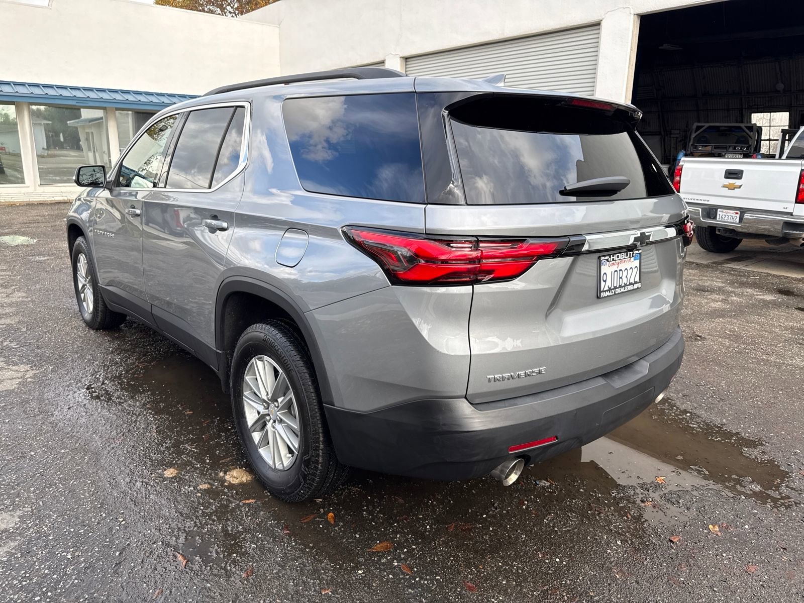 2023 Chevrolet Traverse Cloth photo 4