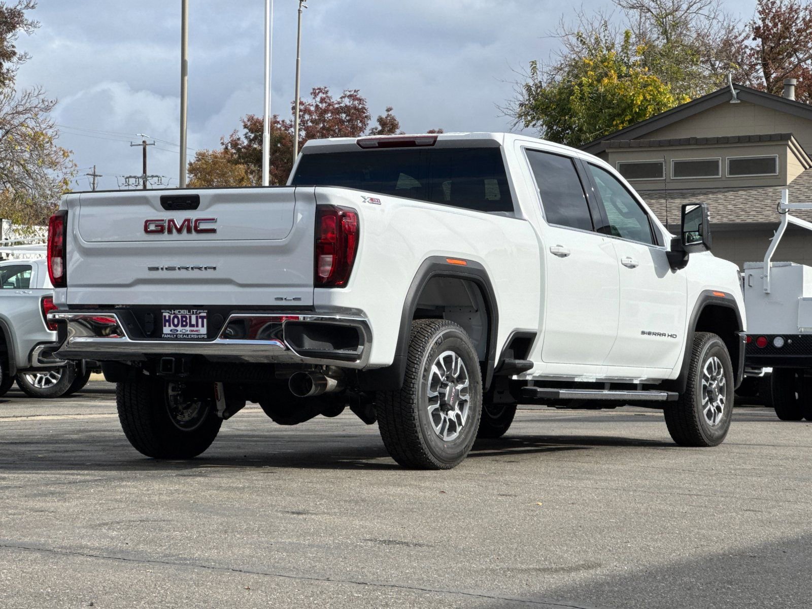 2026 Gmc Sierra 2500 HD SLE photo 3