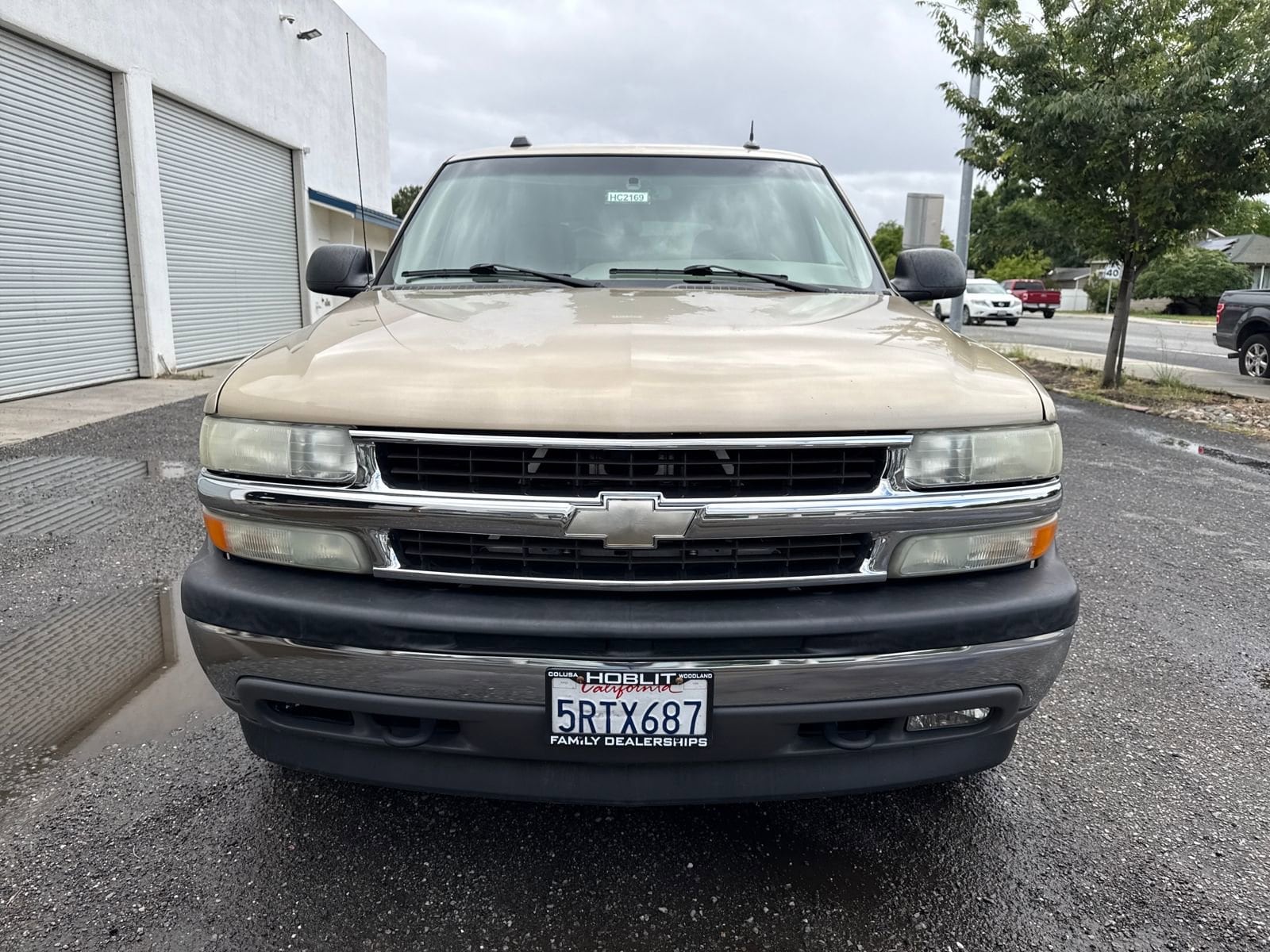 2005 Chevrolet Tahoe LS photo 3