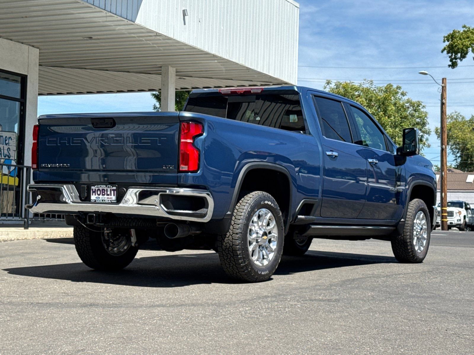 2025 Chevrolet Silverado 3500HD LTZ photo 3