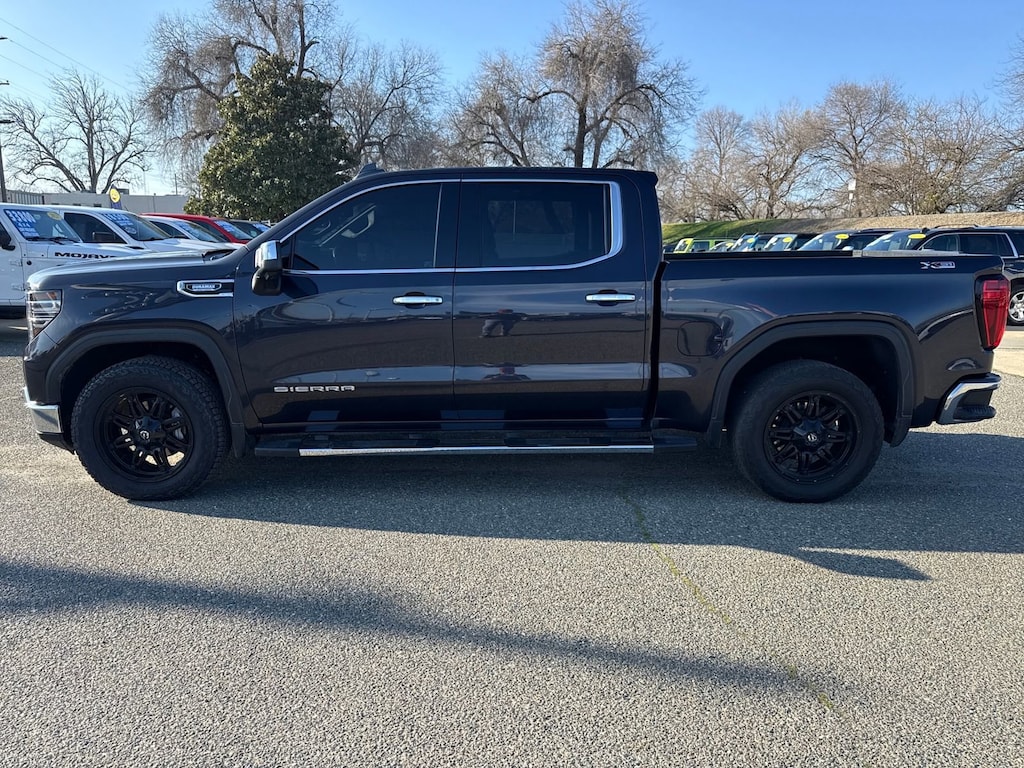 Used 2022 GMC Sierra 1500 SLT Truck