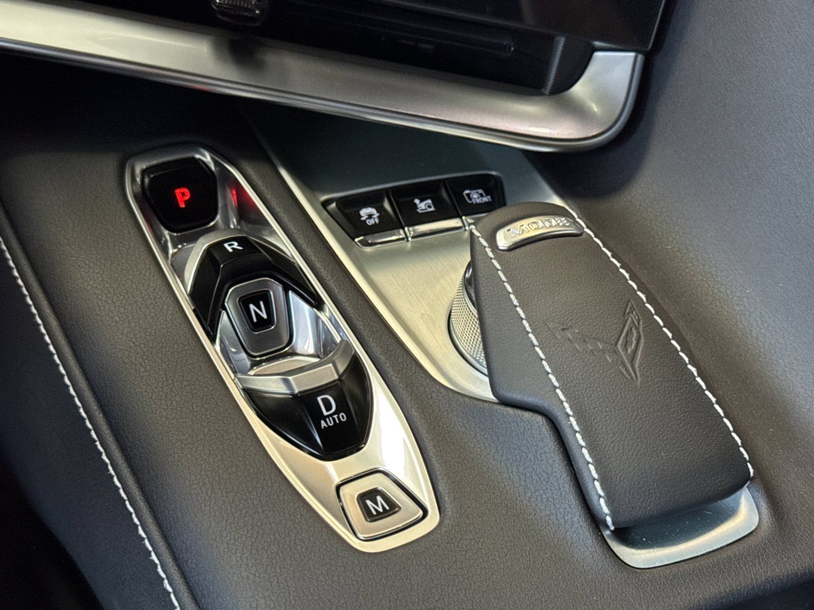 2025 Chevrolet Corvette 2LT - Photo 23