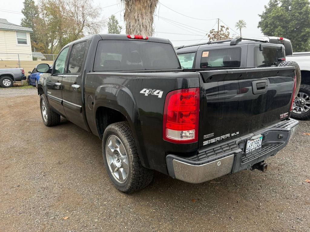 Used 2011 GMC Sierra 1500 SLE Truck