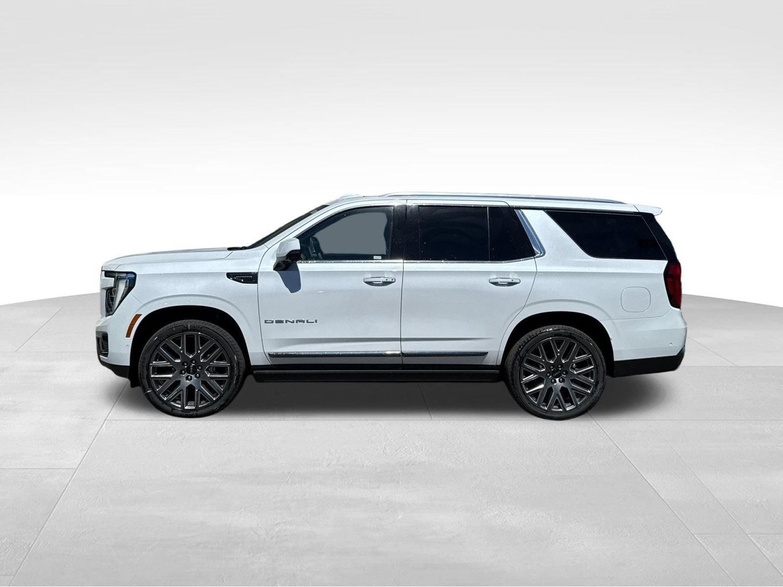 2026 GMC Yukon Denali Ultimate - Photo 6
