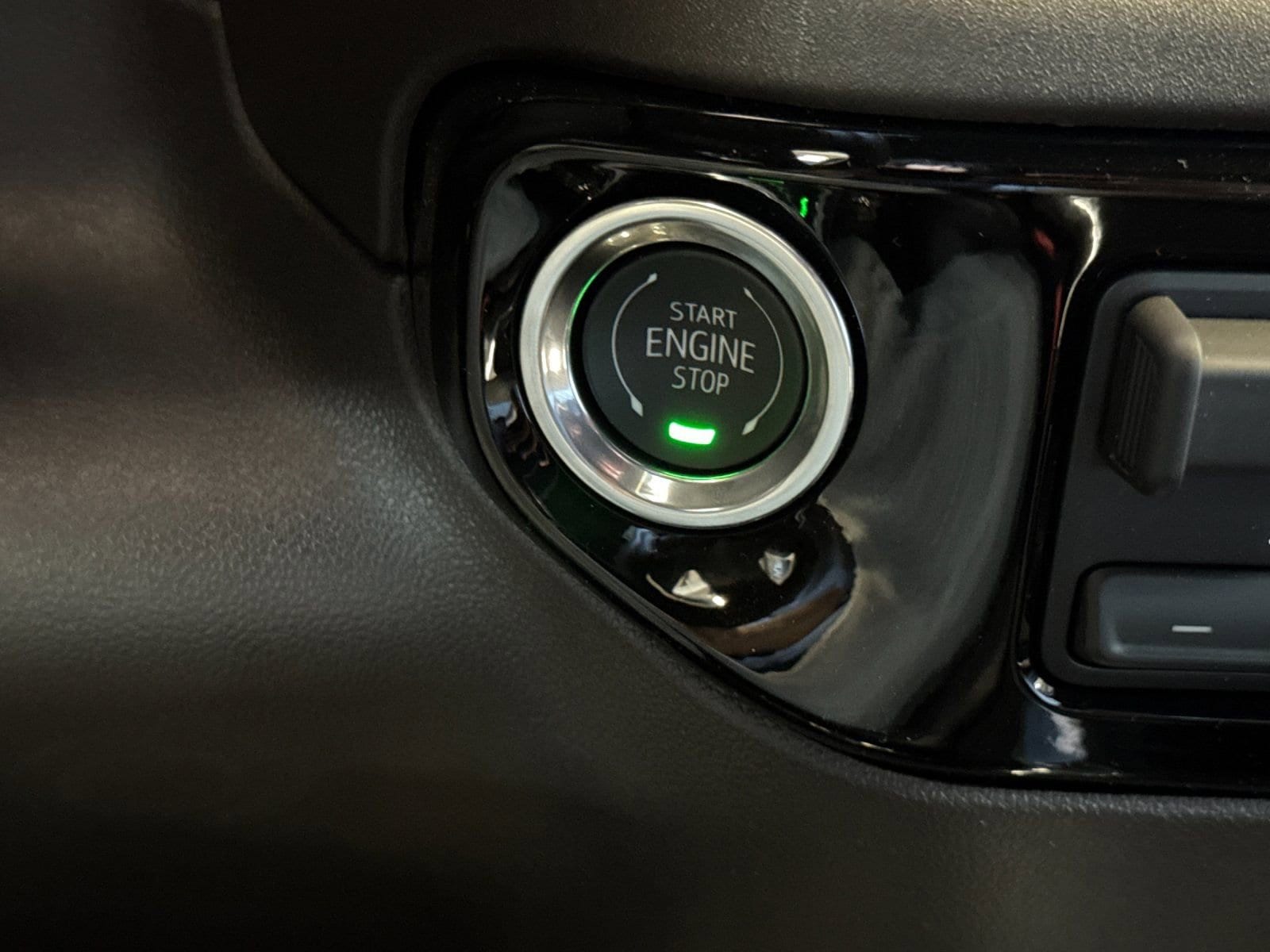 2026 GMC Sierra 2500HD SLT - Photo 25