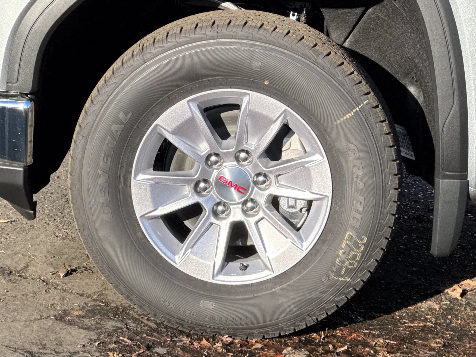 2026 GMC Sierra 1500 SLE - Photo 31