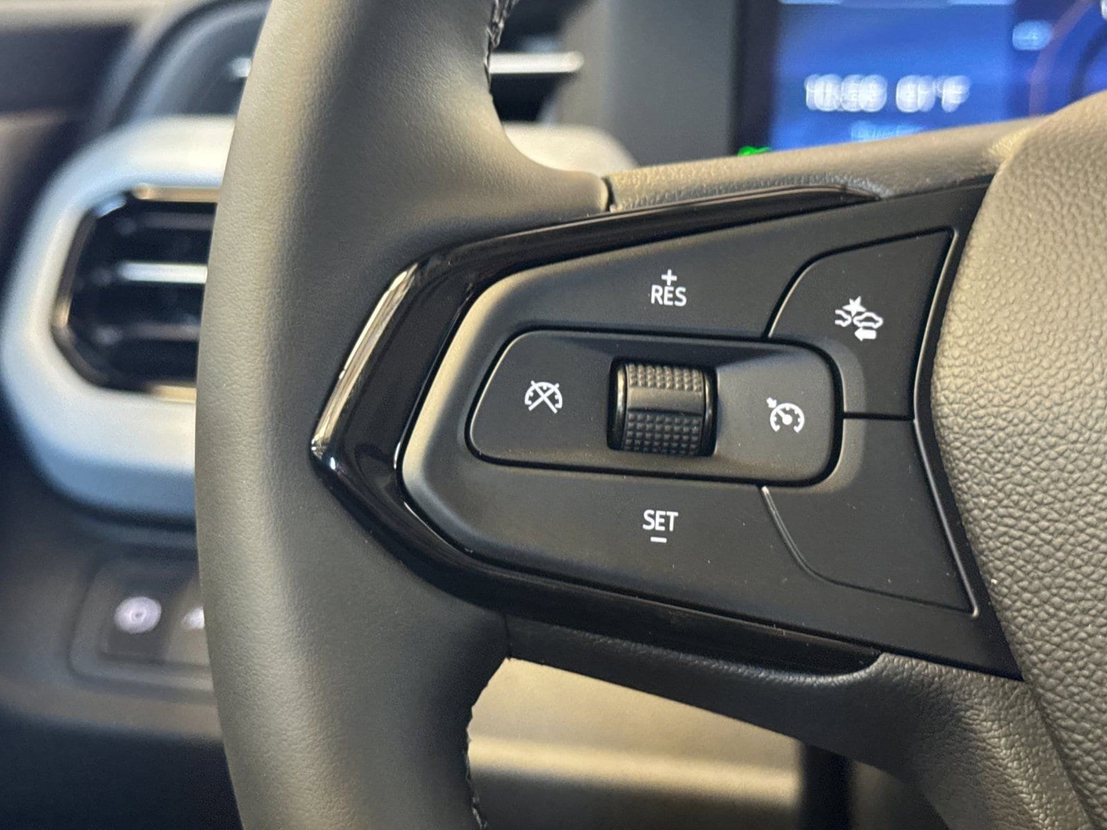 2027 Chevrolet Bolt LT - Photo 24