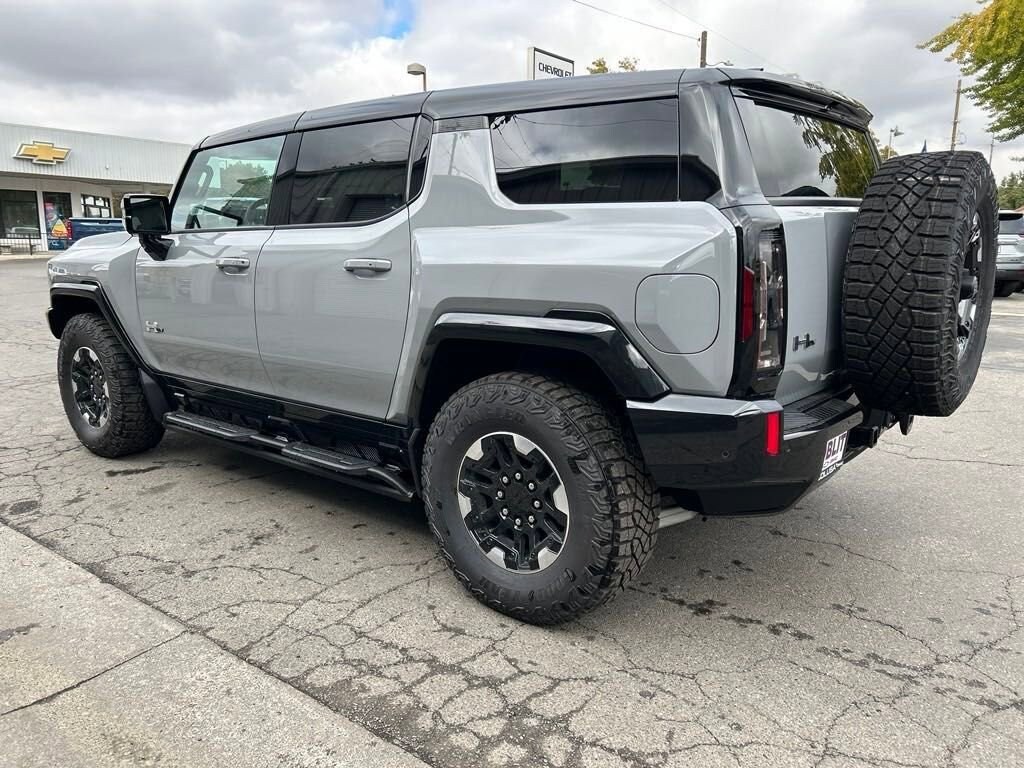 2025 Gmc Hummer EV SUV photo 2