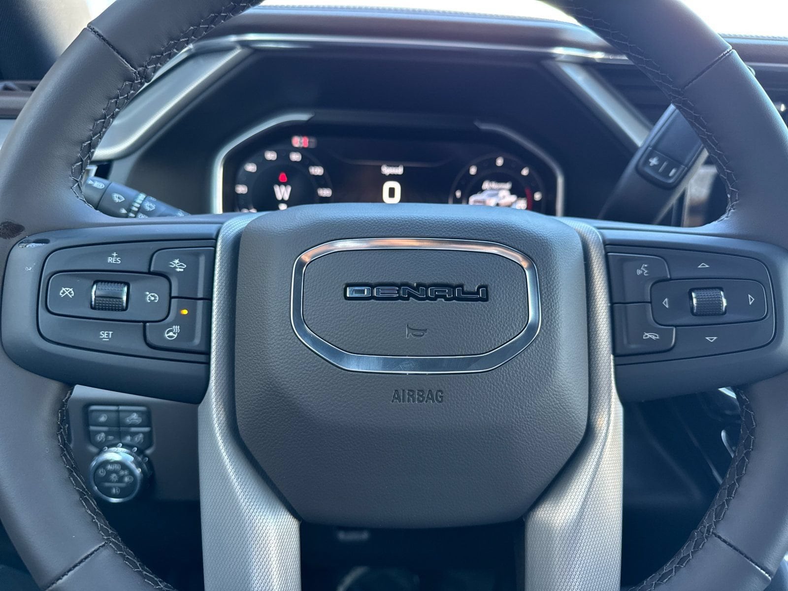2026 GMC Sierra 2500HD Denali - Photo 27