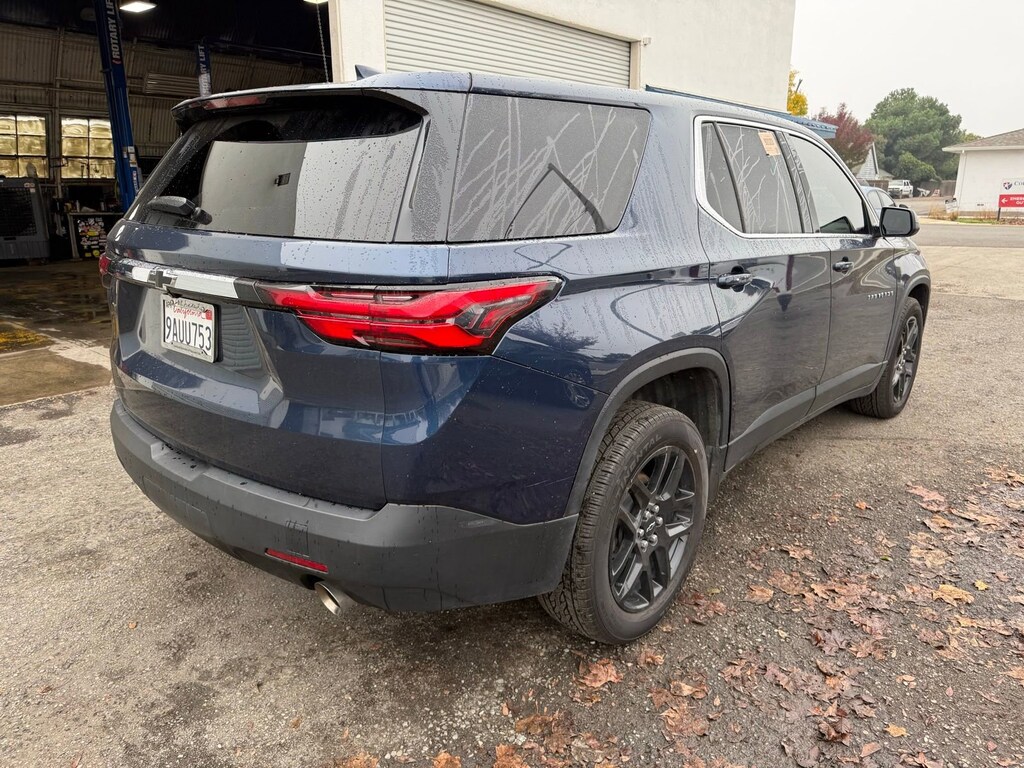 Used 2022 Chevrolet Traverse LS SUV