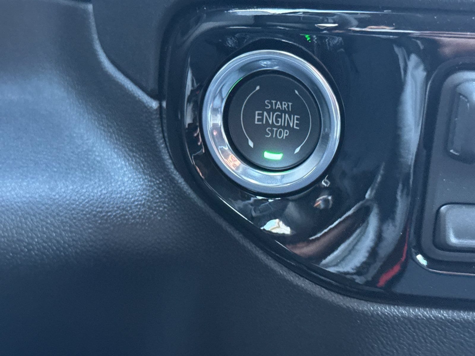 2026 GMC Sierra 1500 SLE - Photo 25