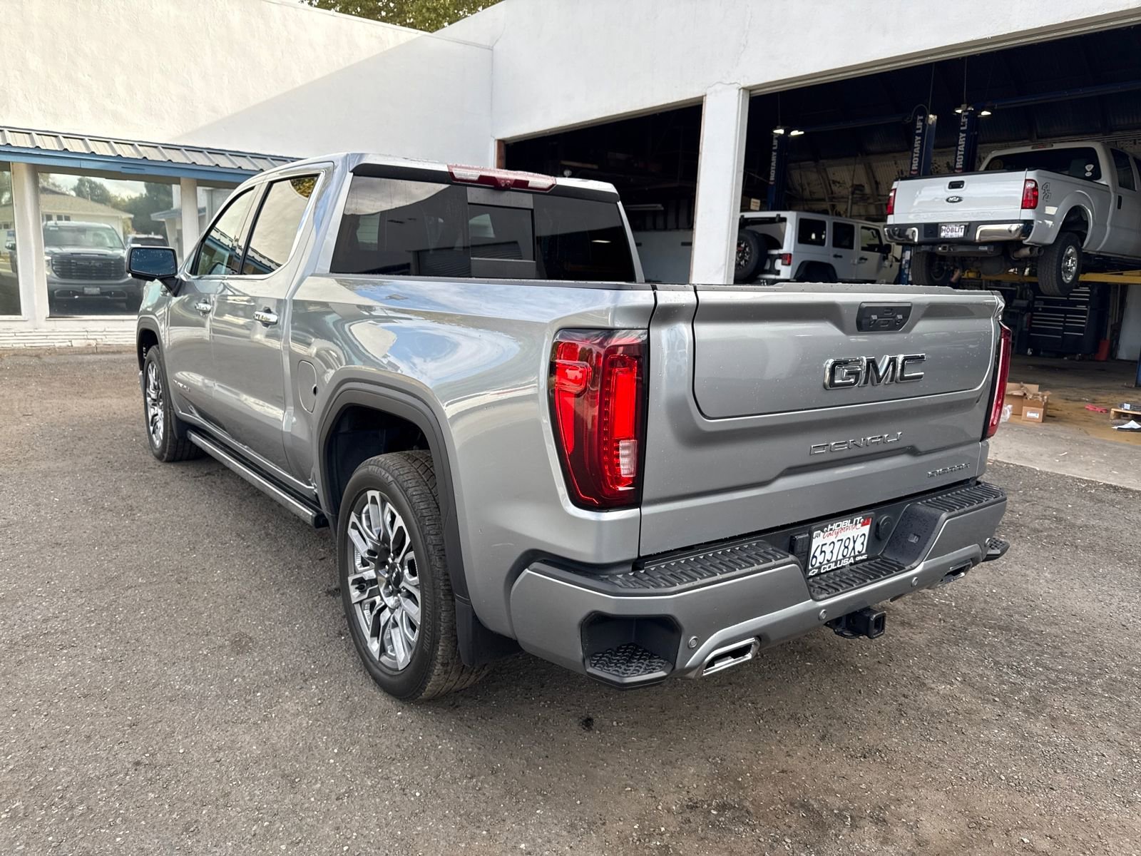 2024 Gmc Sierra 1500 Denali Ultimate photo 3