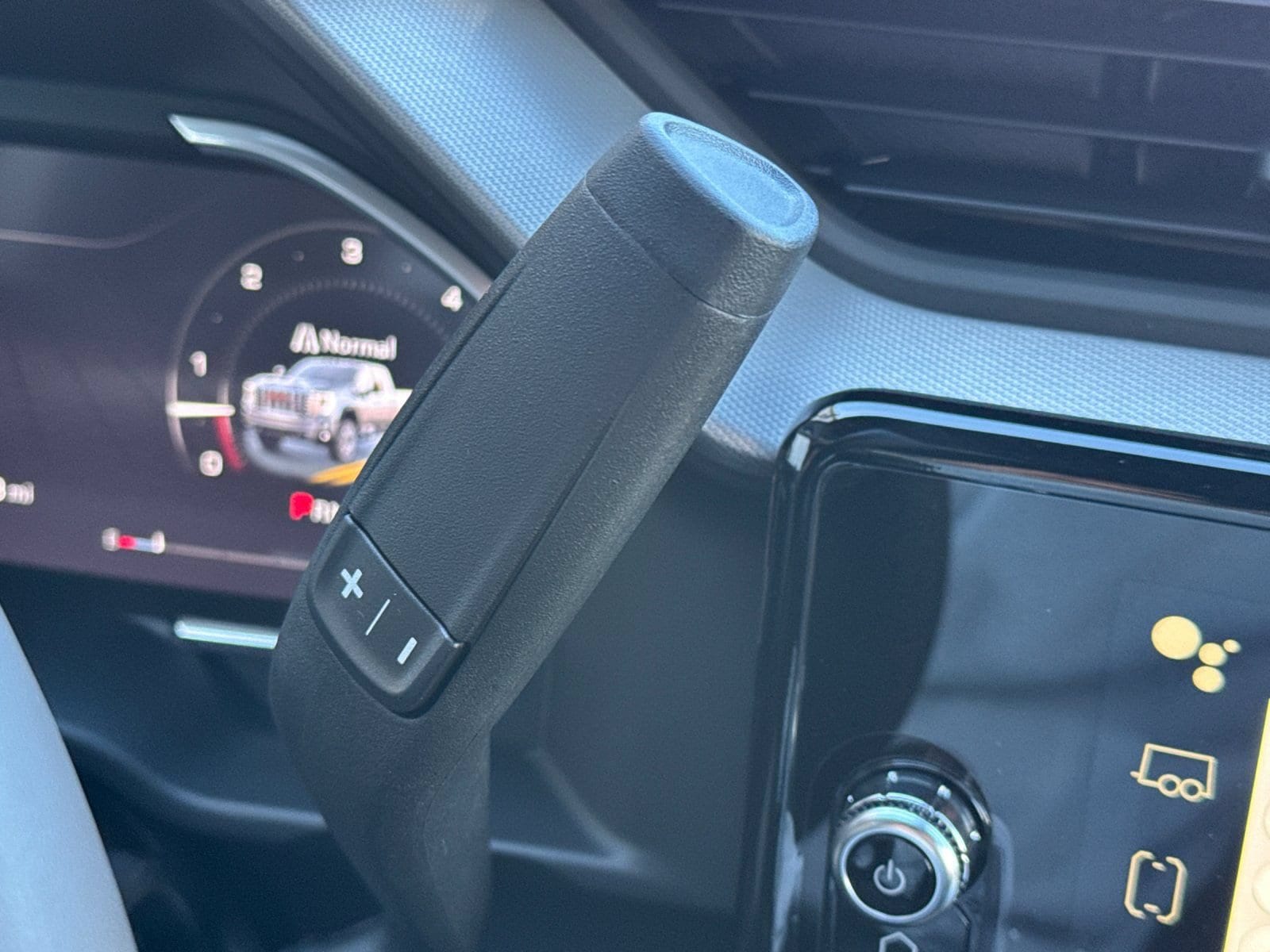 2026 GMC Sierra 2500HD Denali - Photo 25