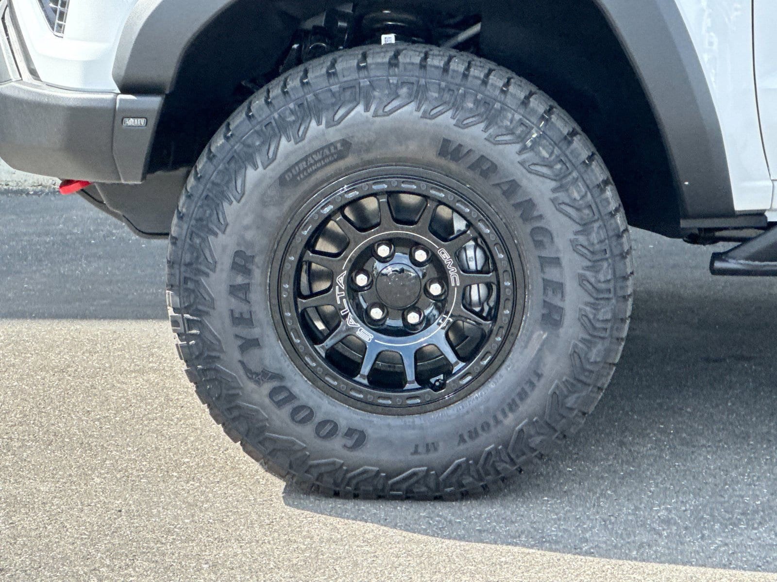 2024 GMC Canyon AT4X - Photo 28