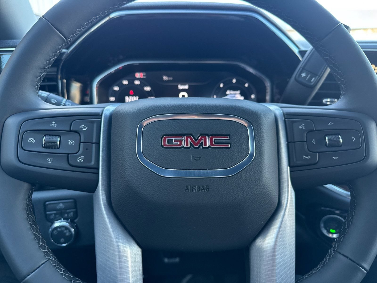 2026 GMC Sierra 1500 SLE - Photo 26