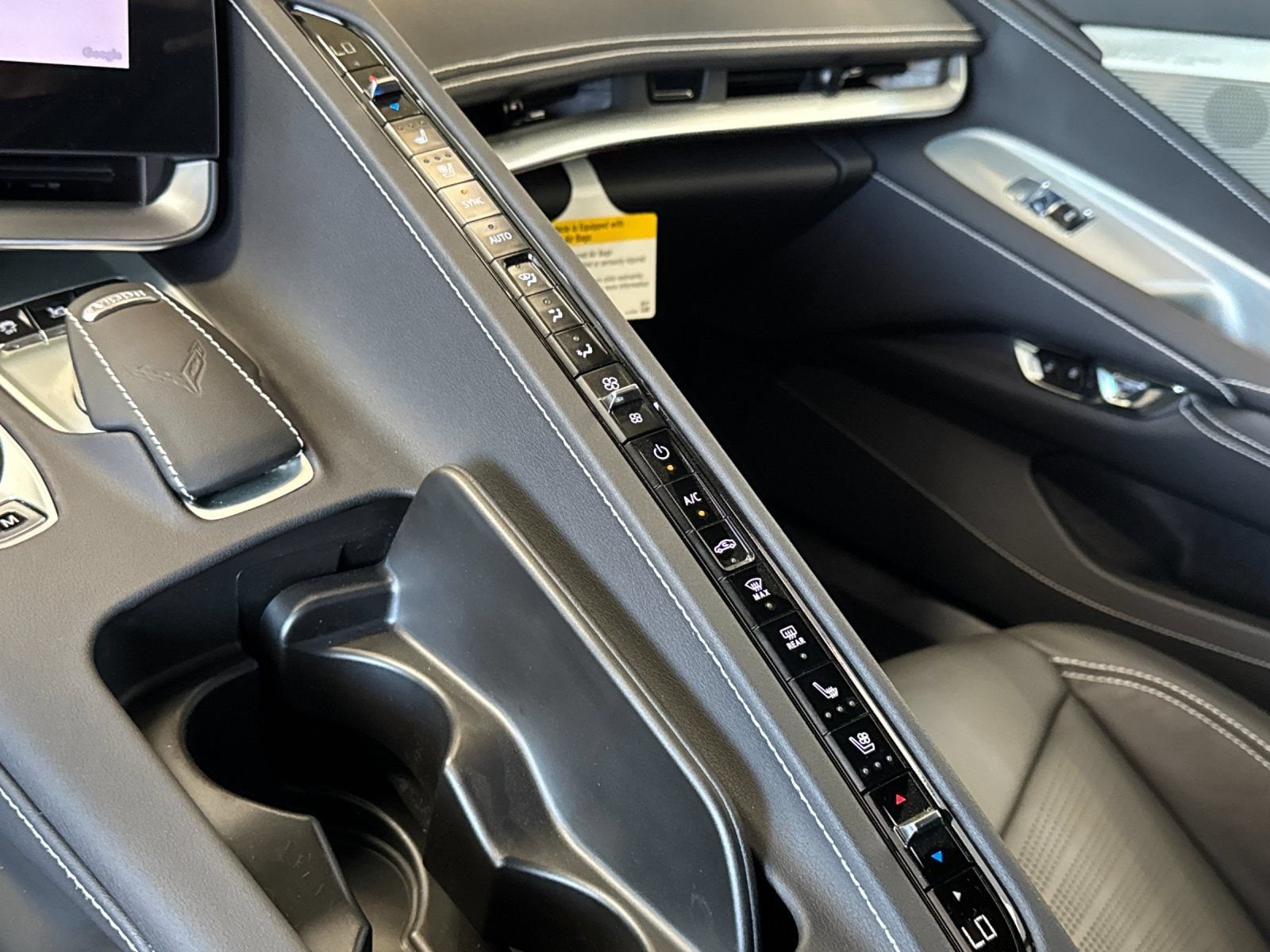2025 Chevrolet Corvette 2LT - Photo 22
