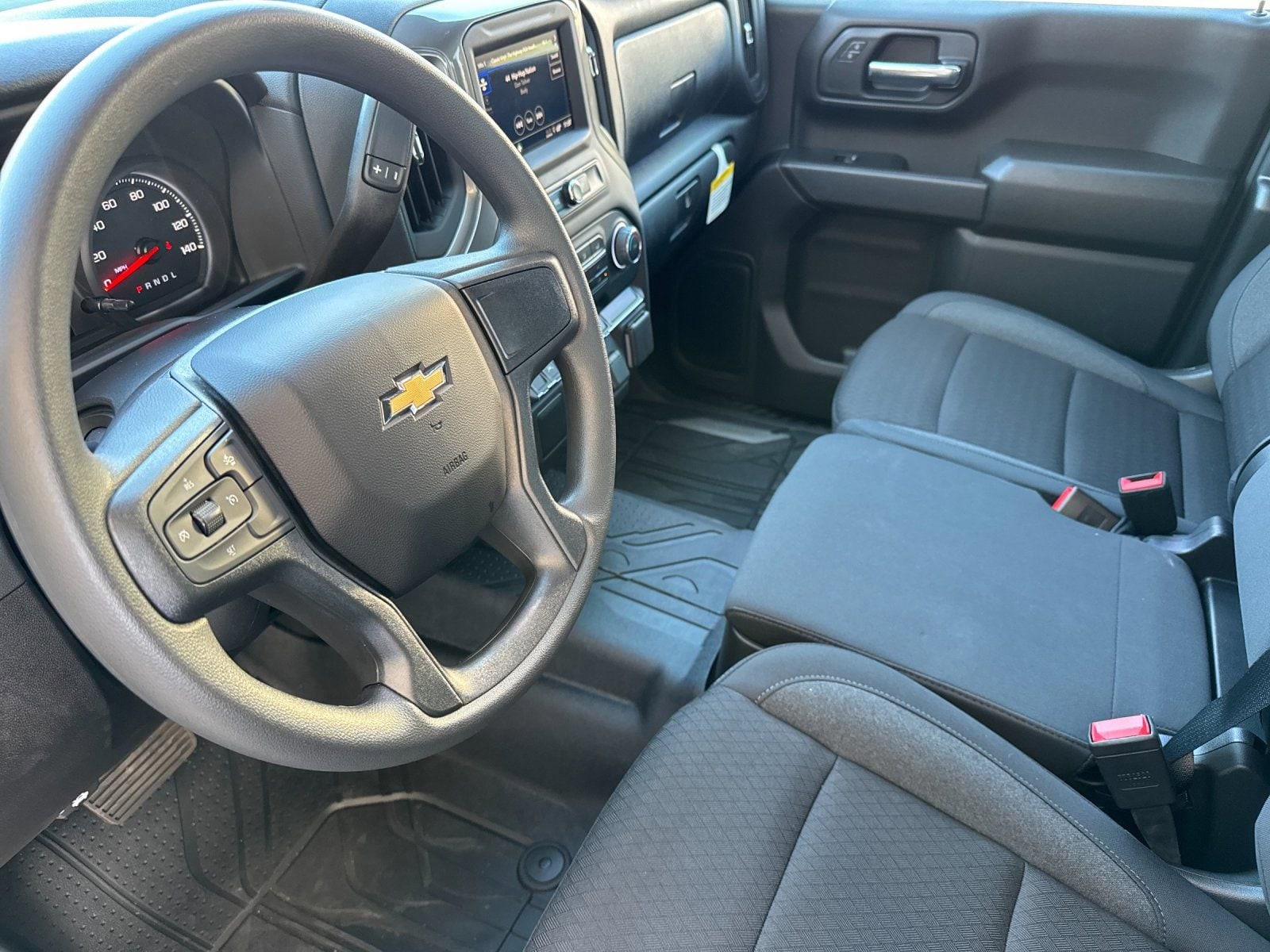 2026 Chevrolet Silverado 1500 Custom - Photo 9