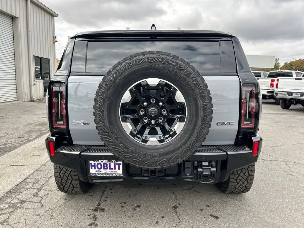 2025 Gmc Hummer EV SUV photo 3