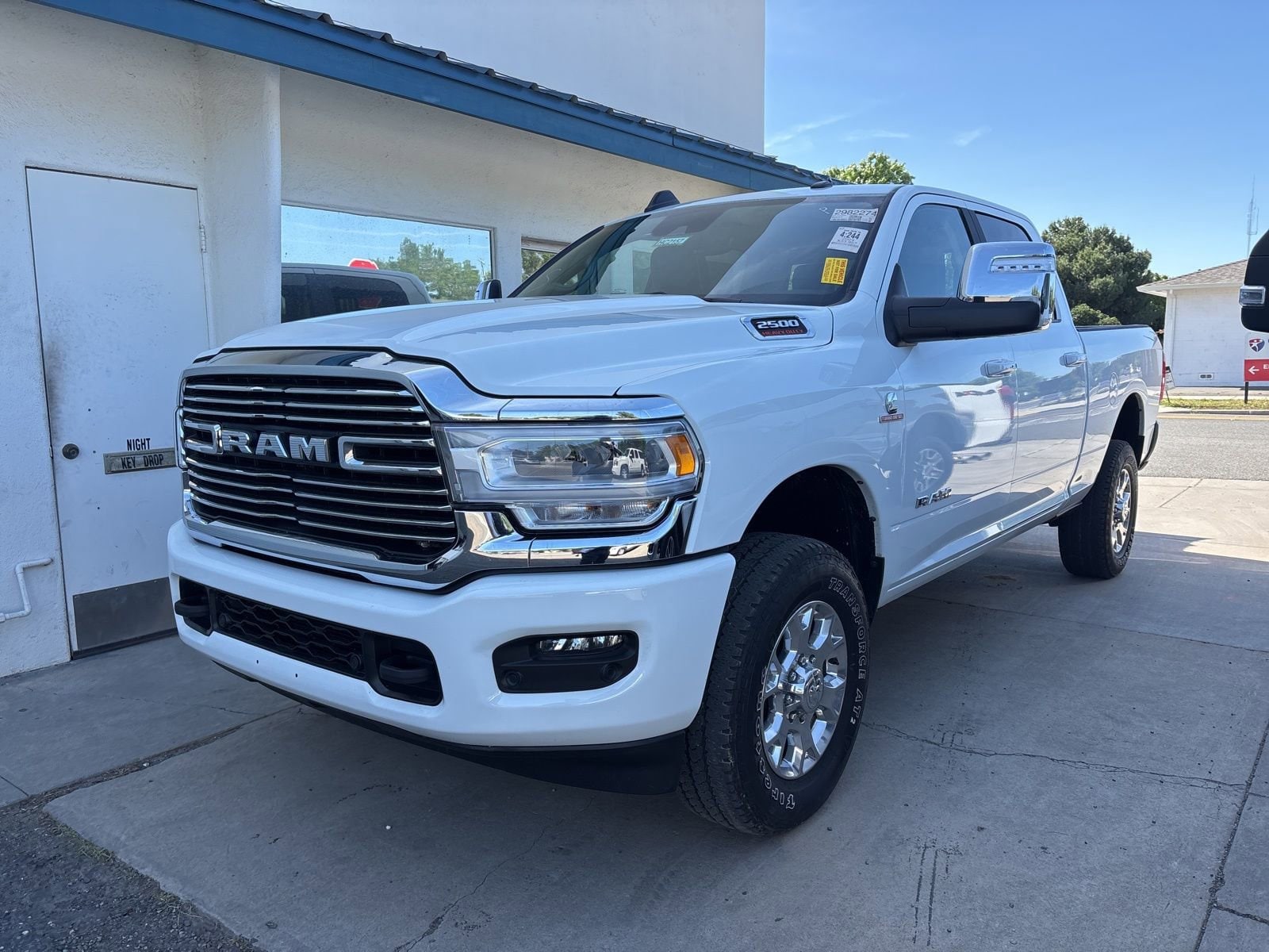 2024 Ram 2500 Laramie photo 2