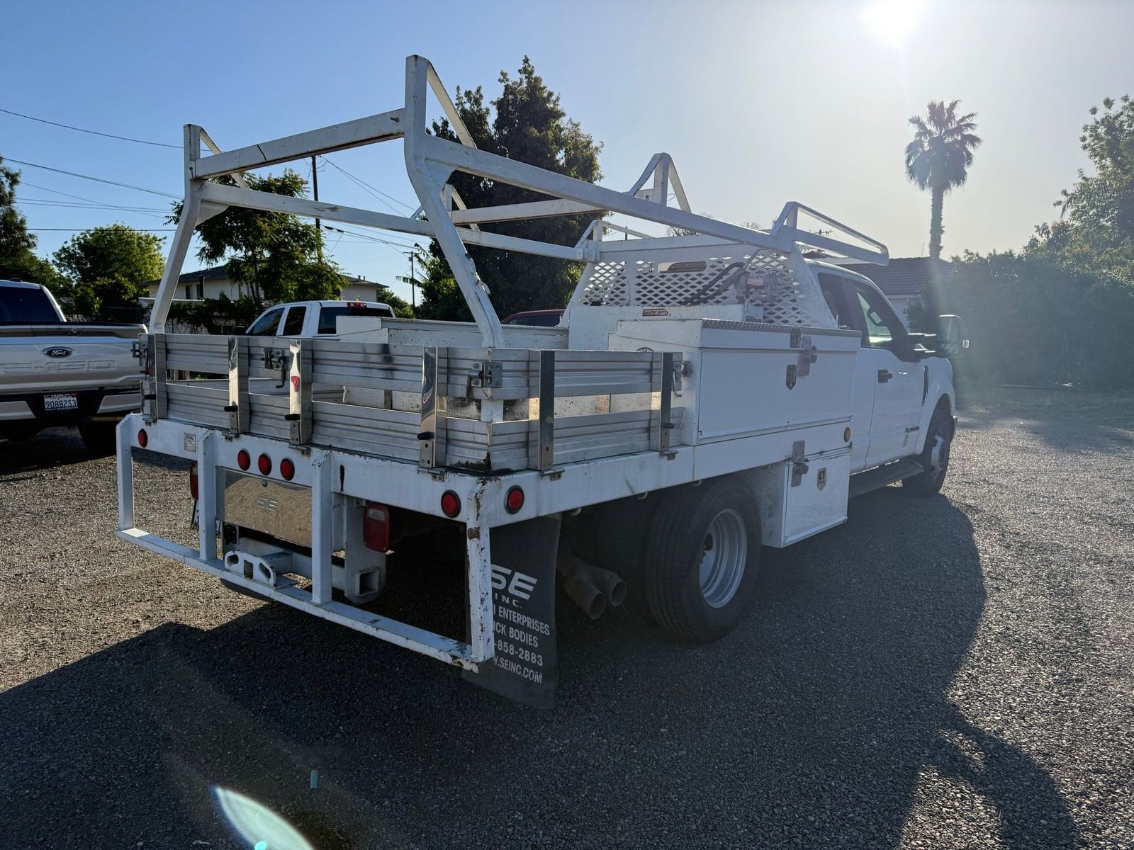 2019 Ford Super Duty F-350 DRW XL photo 2