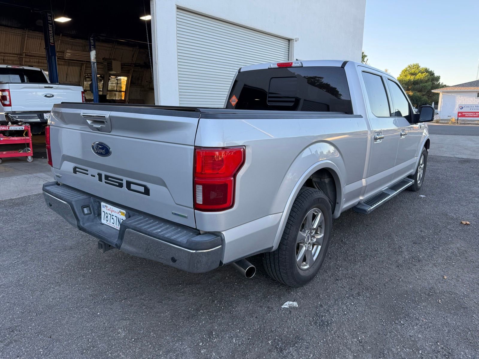 2018 Ford F-150 Lariat photo 2