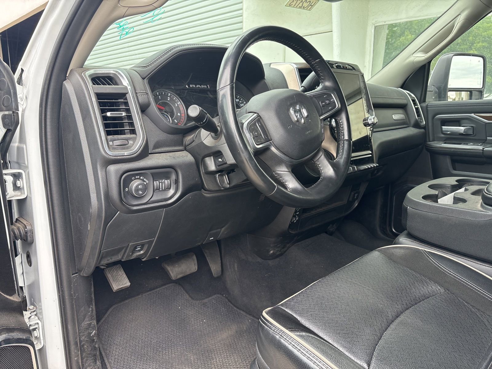 2024 Ram 2500 Laramie photo 5