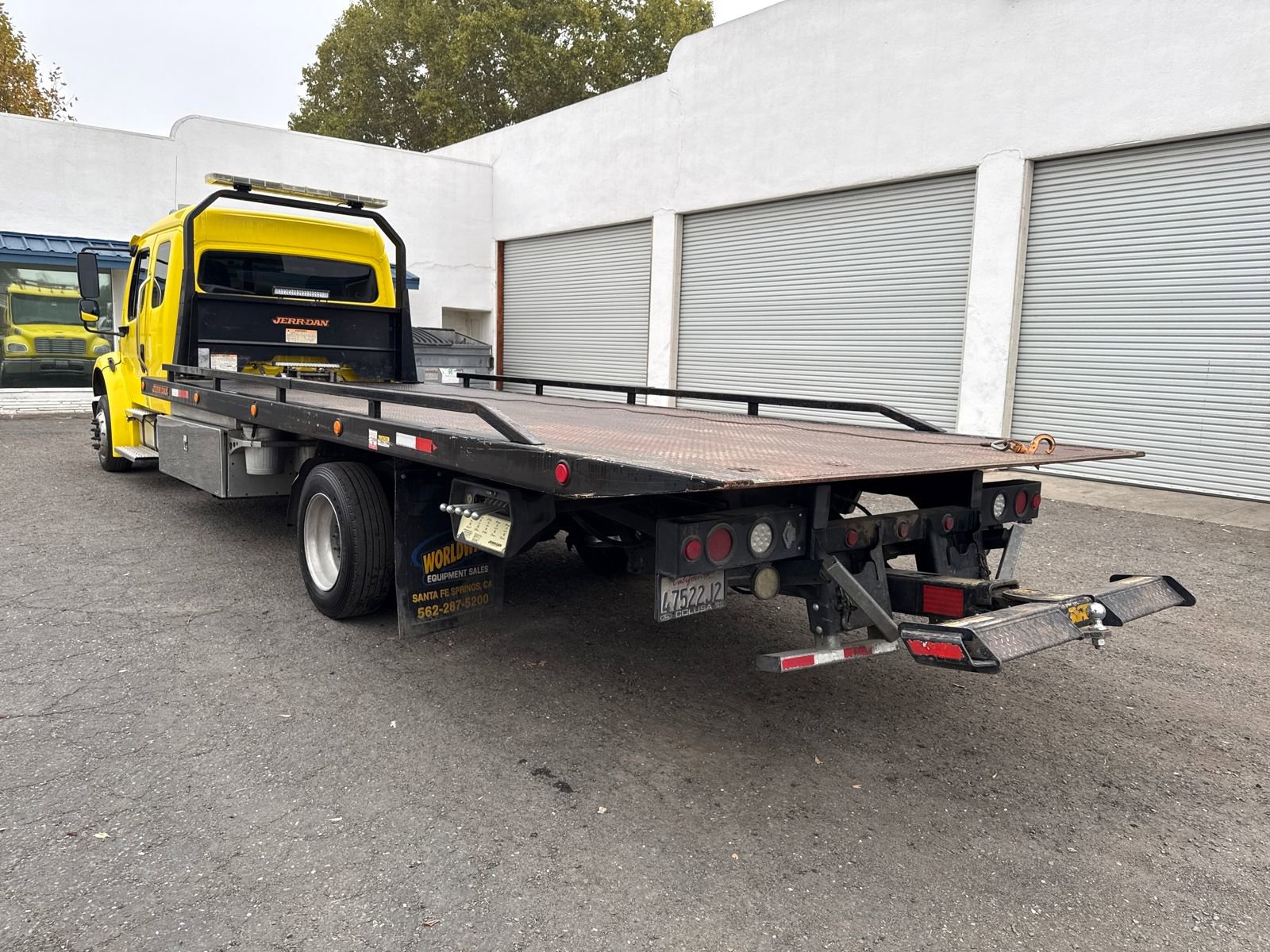 2017 Freightliner M2 106 Medium Duty photo 4