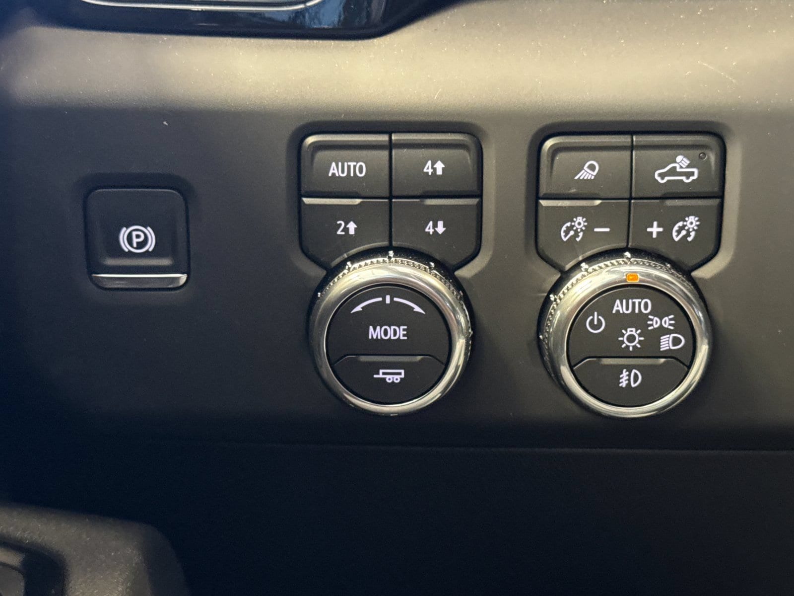 2026 GMC Sierra 2500HD AT4 - Photo 31