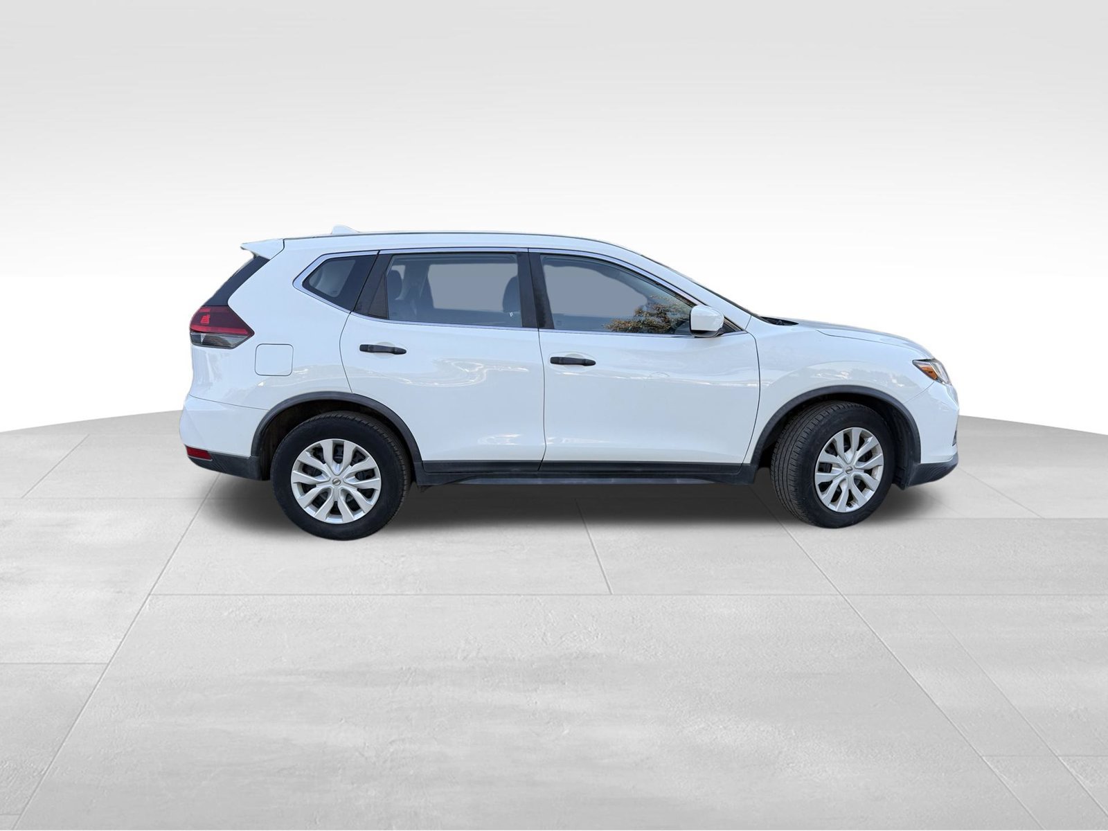 Used 2019 Nissan Rogue S with VIN KNMAT2MT1KP559255 for sale in Colusa, CA