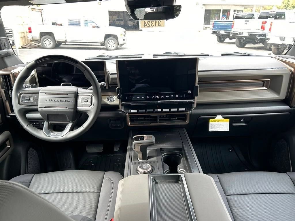 2025 GMC HUMMER EV 2X - Photo 12